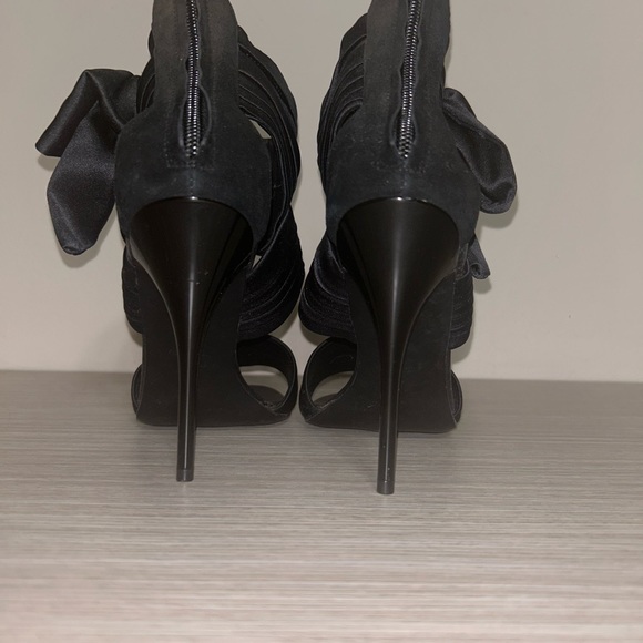 Giuseppe Zanotti - Satin Bow Black Sandals - 35 - Picture 5 of 11